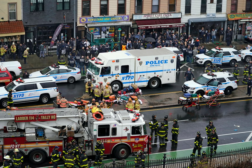 Pánico en Nueva York por tiroteo en estación del Metro en Brooklyn