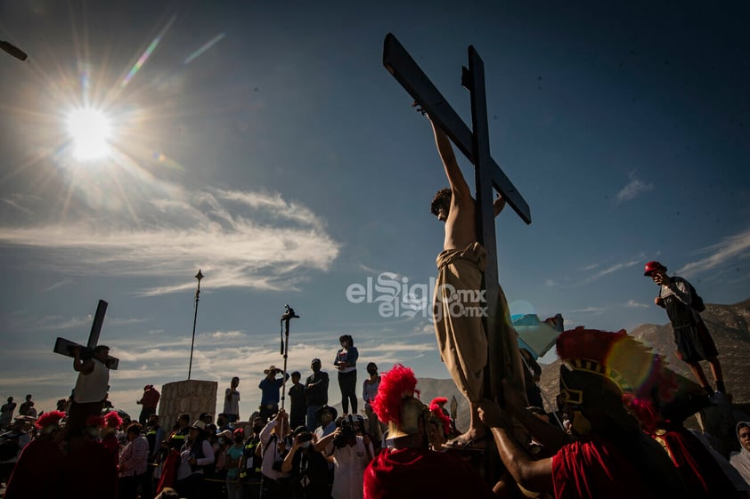 Vía cruces cerro de las Noas Torreón