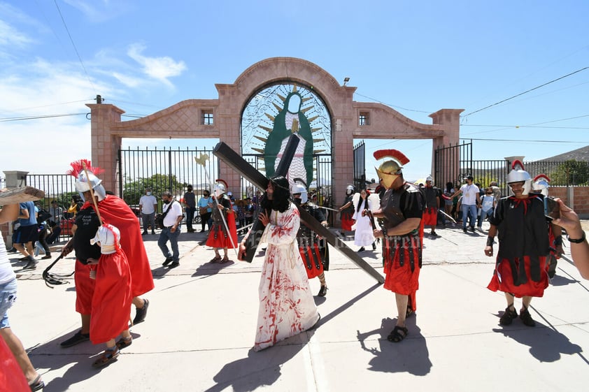 Viacrucis viviente en Lerdo celebra 35 años de tradición y mística