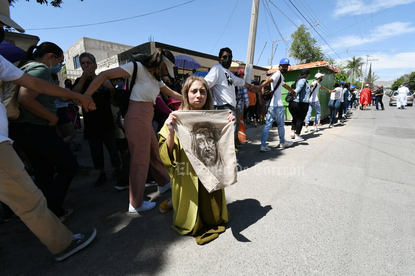 Viacrucis viviente en Lerdo celebra 35 años de tradición y mística