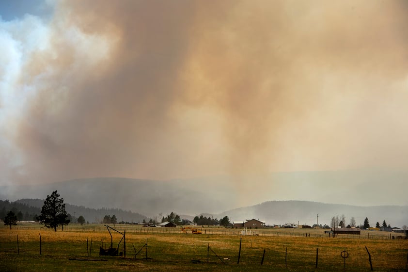 Incendios forestales arden desde Arizona hasta Florida