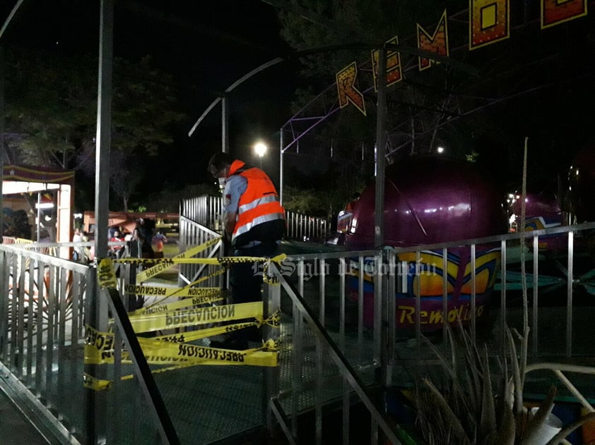 Falla juego mecánico en la Alameda Zaragoza de Torreón y deja una lesionada