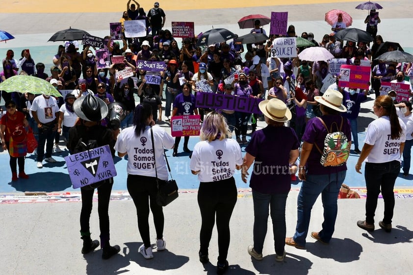 Marchan en Torreón a casi ocho meses de la desaparición de Sugey en Mazatlán