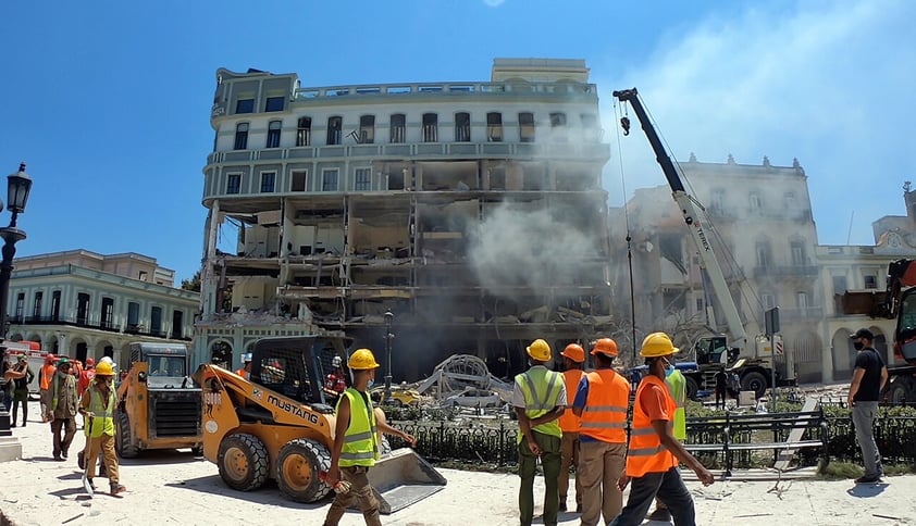 Explosión en hotel Saratoga de La Habana deja muertos y heridos