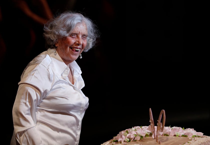 México homenajea a Elena Poniatowska en Bellas Artes