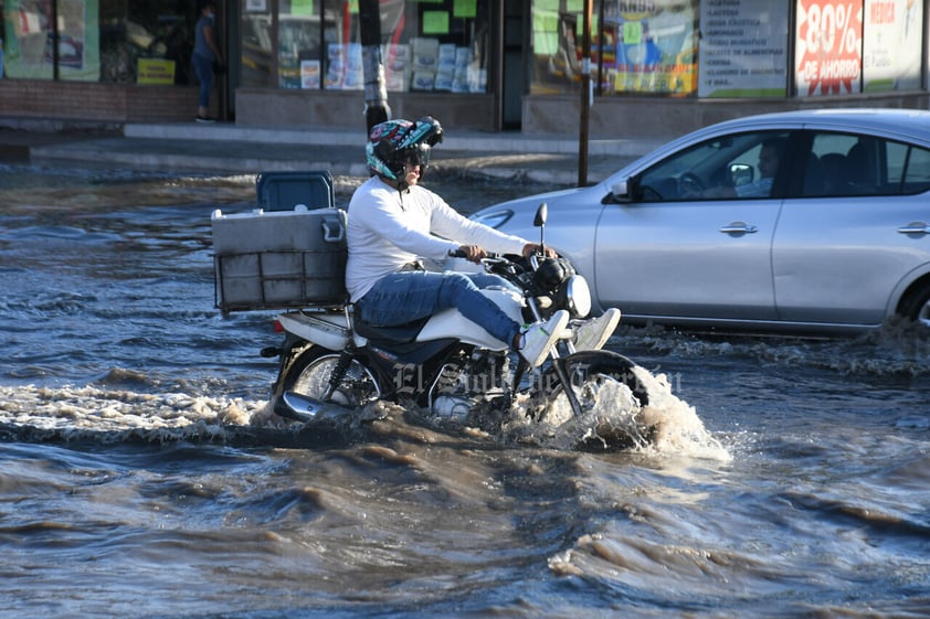 Lluvias dejan estragos en zona urbana de Torreón