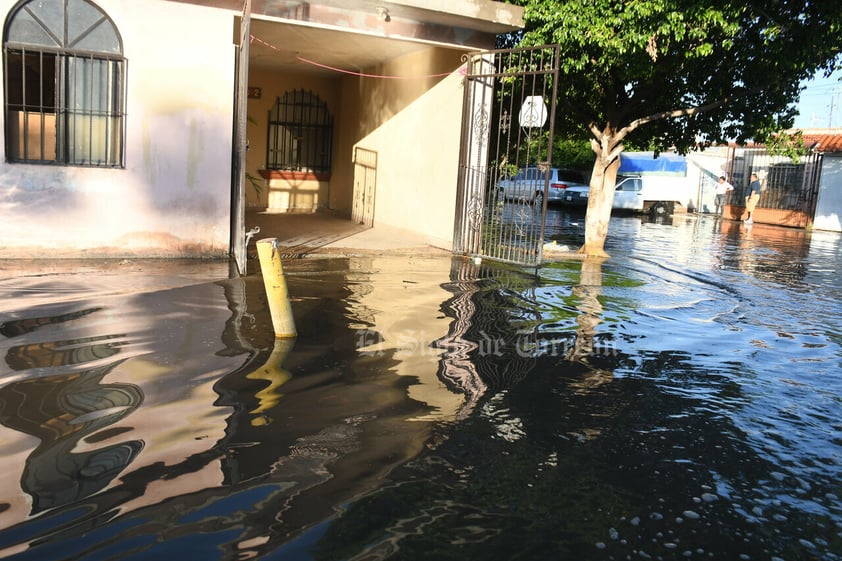 Lluvias dejan estragos en zona urbana de Torreón