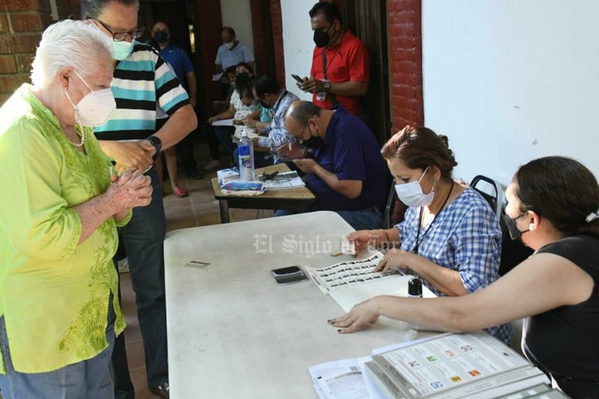 Durango vota por la gubernatura y sus 39 alcaldías