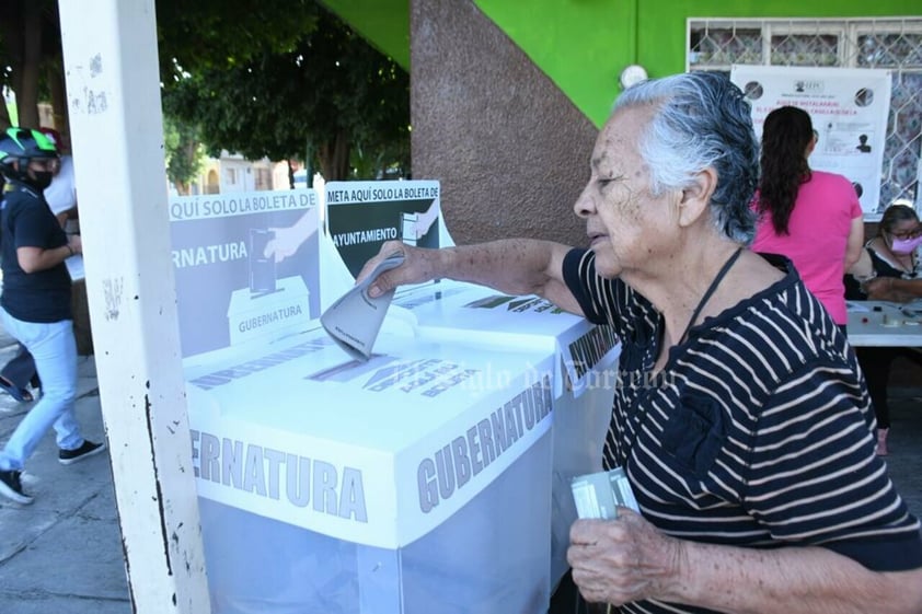 Durango vota por la gubernatura y sus 39 alcaldías