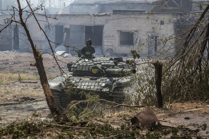 Rusia supera a fuerzas ucranianas pese a envíos de armamento por Occidente