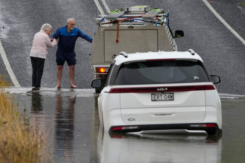 Inundaciones amenazan a más de 45 mil personas en Sidney, Australia