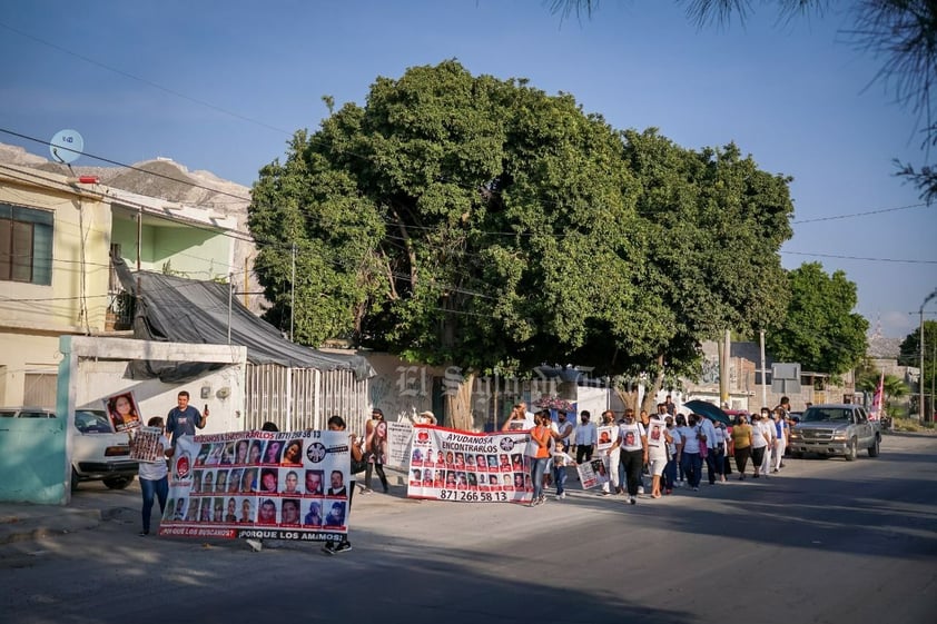 Iglesia católica y asociaciones salen a calles de Torreón para exigir justicia por personas desaparecidas