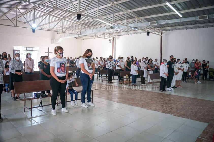 Iglesia católica y asociaciones salen a calles de Torreón para exigir justicia por personas desaparecidas