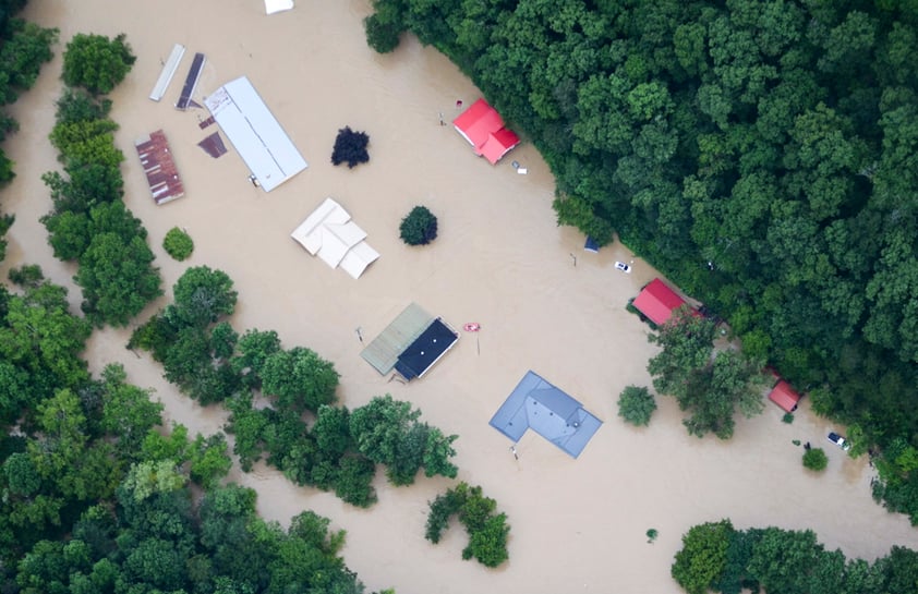 Lluvias en Kentucky han cobrado al menos 37 vidas