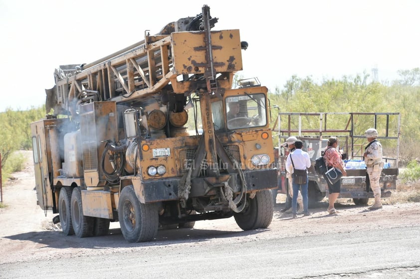 El mandatario mexicano arribó este domingo para inspeccionar los avances en el rescate