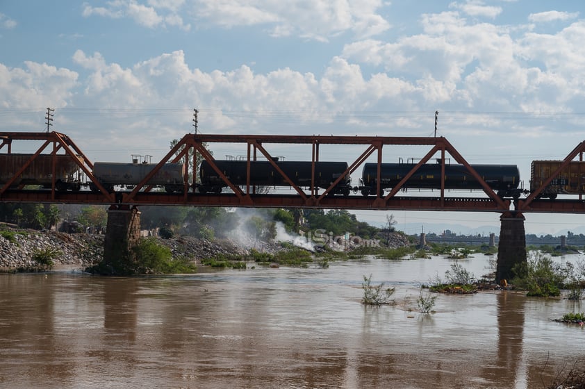 Vuelve a correr agua por el río Nazas