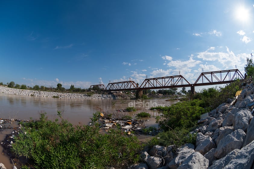 Vuelve a correr agua por el río Nazas