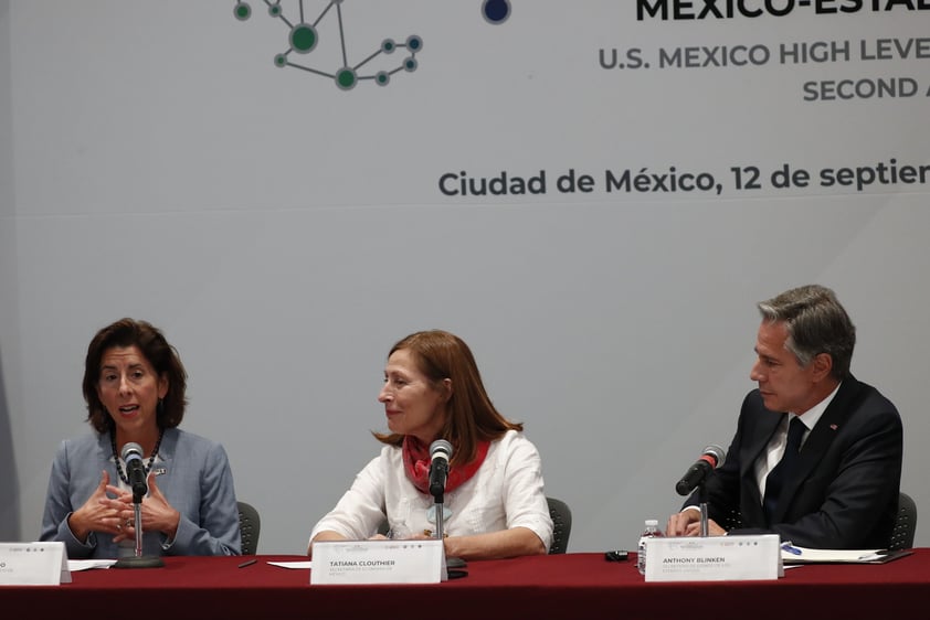 México y EUA anuncian planes de integración en producción de chips, autos eléctricos y litio