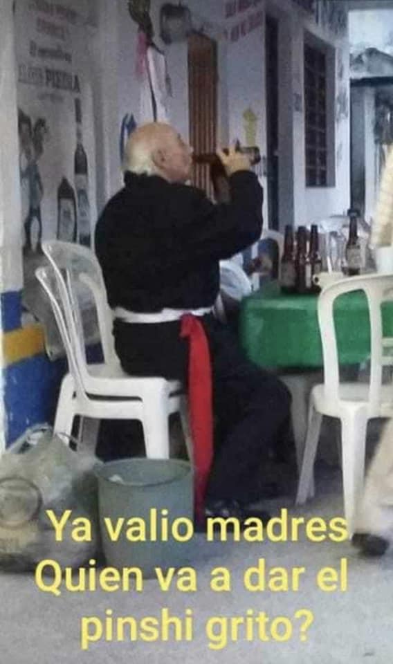 Reciben el 15 de septiembre con memes