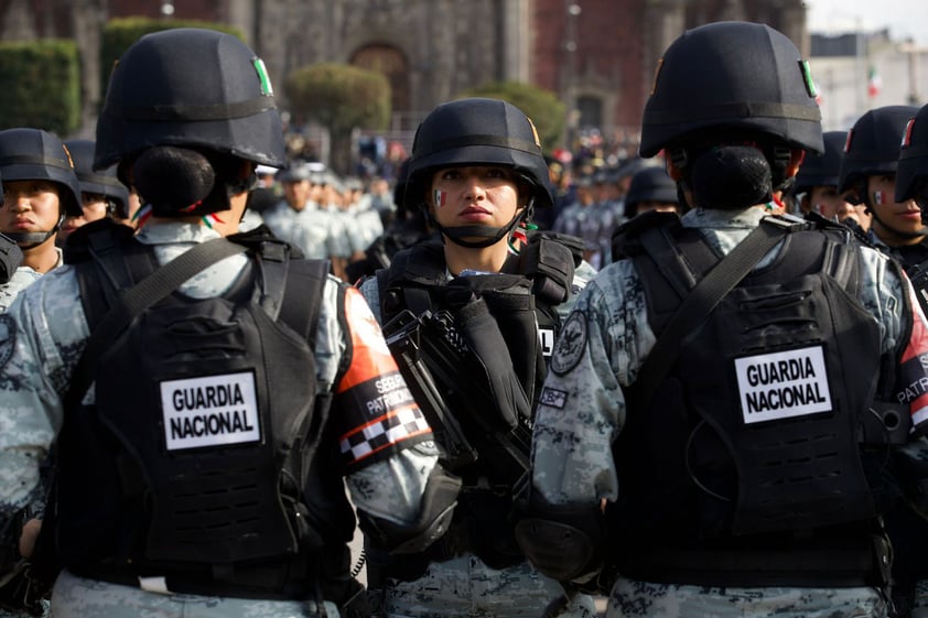 Con llamado a la paz mundial, AMLO encabeza desfile cívico militar por la Independencia de México