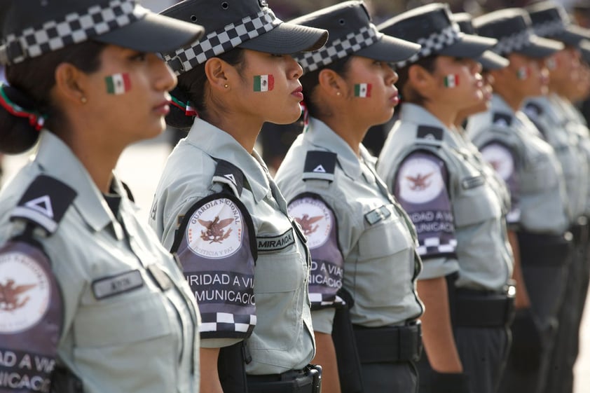 Con llamado a la paz mundial, AMLO encabeza desfile cívico militar por la Independencia de México