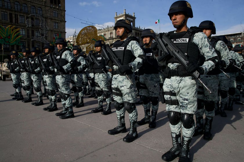 Con llamado a la paz mundial, AMLO encabeza desfile cívico militar por la Independencia de México