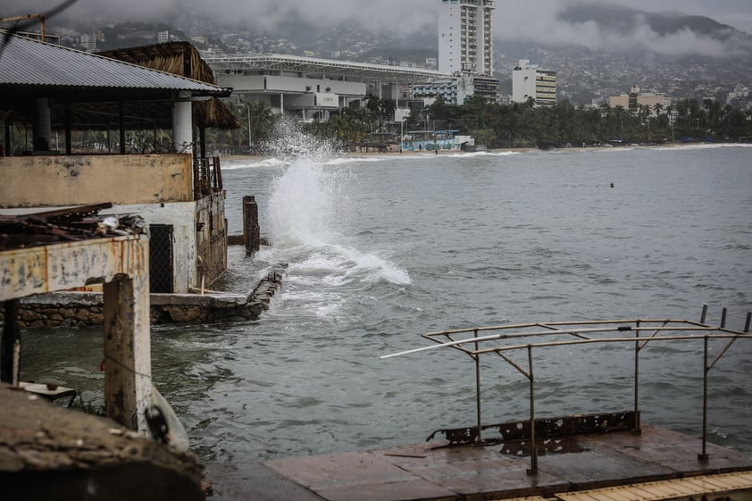 Provocará tormenta 'Madeline' lluvias torrenciales en tres estados