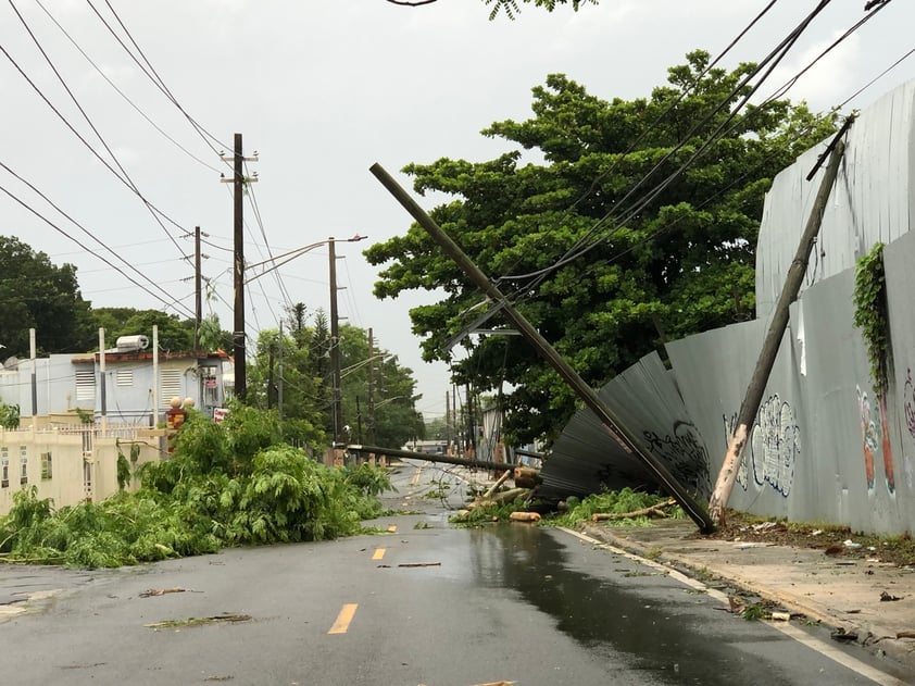 Se queda Puerto Rico sin agua ni luz por huracán 'Fiona'