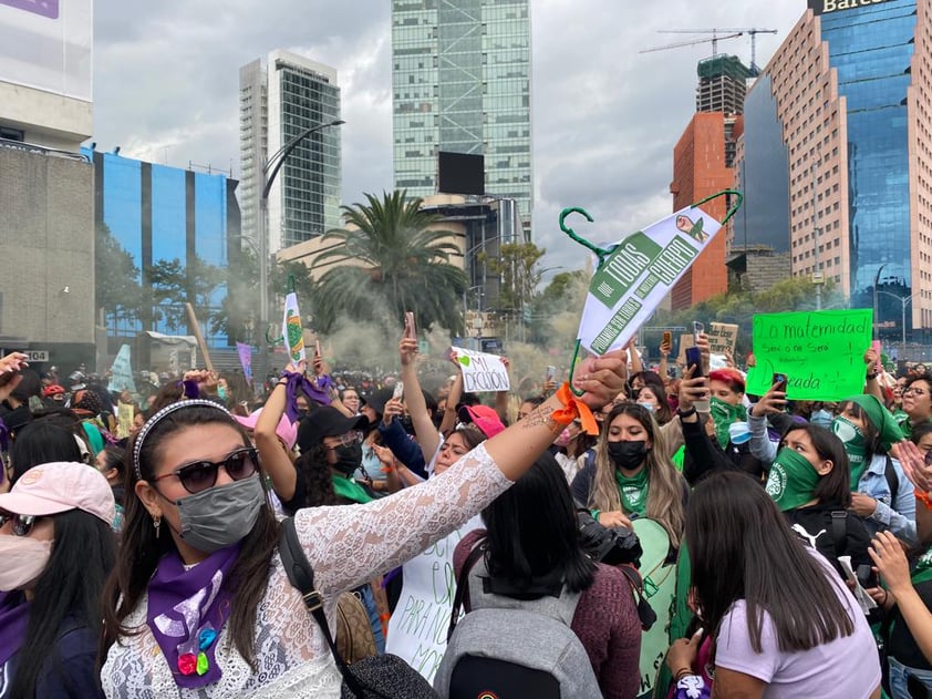 EUM20220928SOC16.JPG
CIUDAD DE MÉXICO. Protest/Protesta-Proaborto.- 28 de septiembre de 2022. Aspectos de la movilización de colectivos femeninos en la Ciudad de México por el Día de Acción Global por el Acceso al Aborto Legal y Seguro, también denominado 28S. Foto: Agencia EL UNIVERSAL/Valente Rosas/EELG