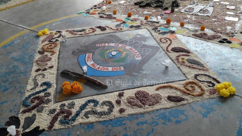 Escuelas de La Laguna viven el Día de Muertos con sus tradicionales altares