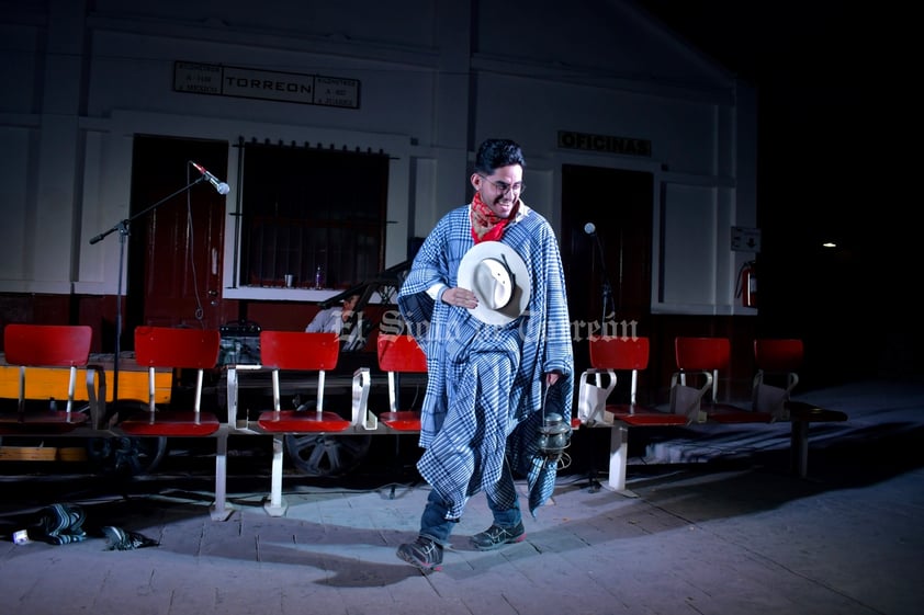 Viven encuentro teatral con las ánimas en el Museo del Ferrocarril de Torreón