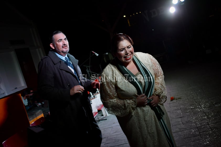 Viven encuentro teatral con las ánimas en el Museo del Ferrocarril de Torreón