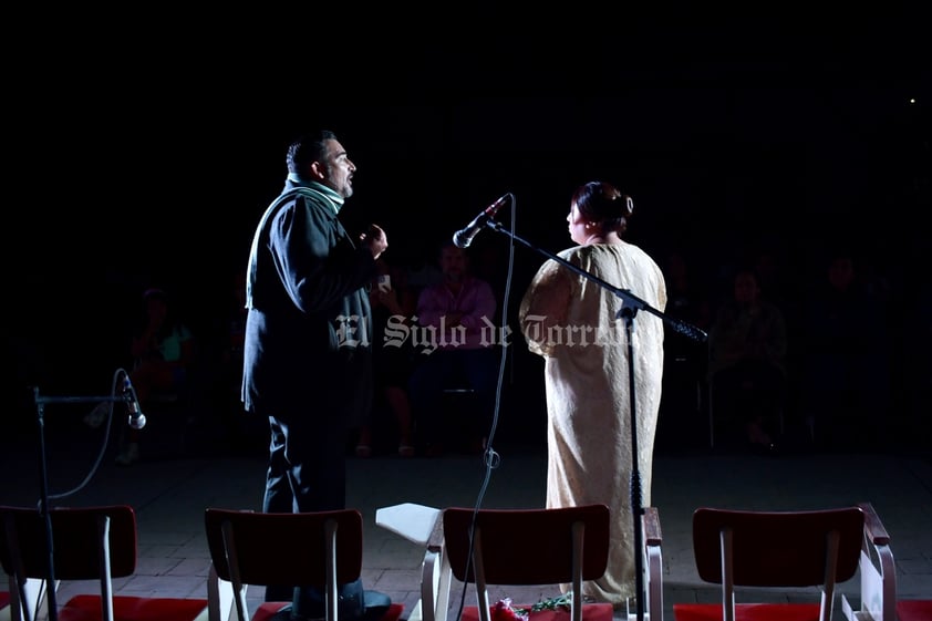 Viven encuentro teatral con las ánimas en el Museo del Ferrocarril de Torreón