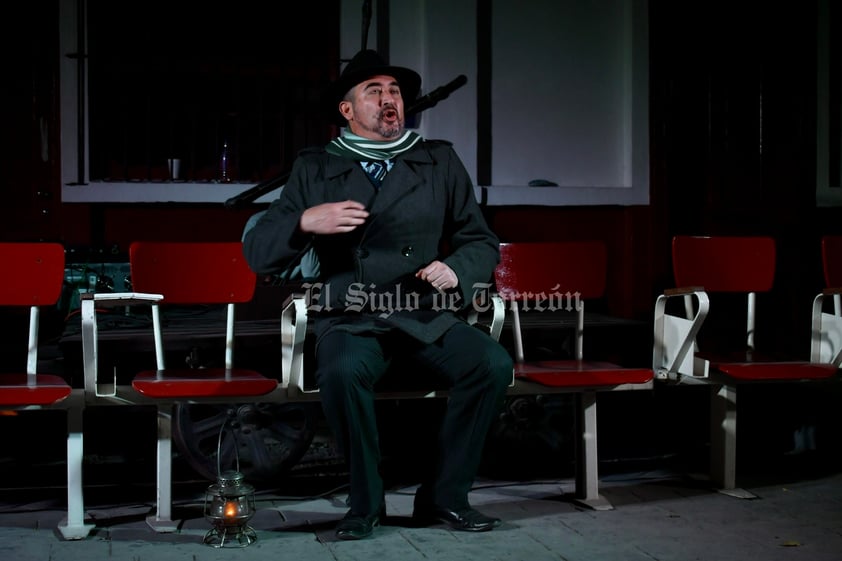 Viven encuentro teatral con las ánimas en el Museo del Ferrocarril de Torreón