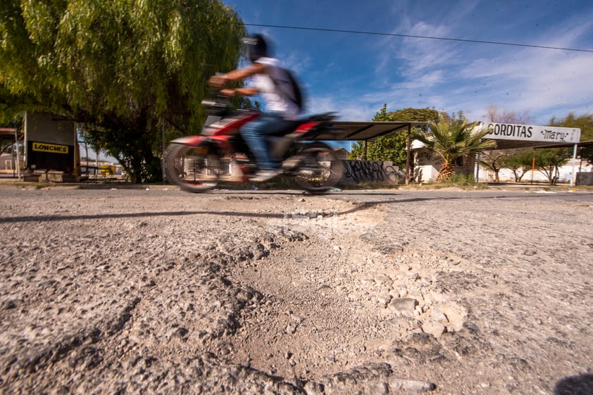 Baches en Torreón, interminables pese a programas