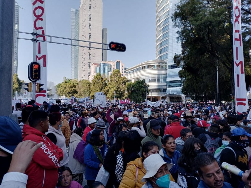 Desde CDMX, López Obrador encabeza marcha por cuatro años de gobierno