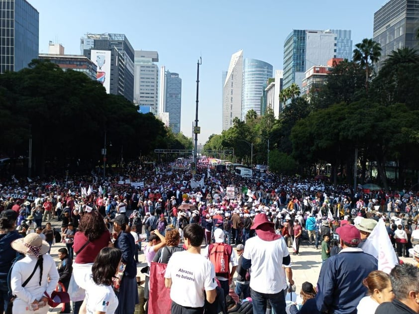 Desde CDMX, López Obrador encabeza marcha por cuatro años de gobierno