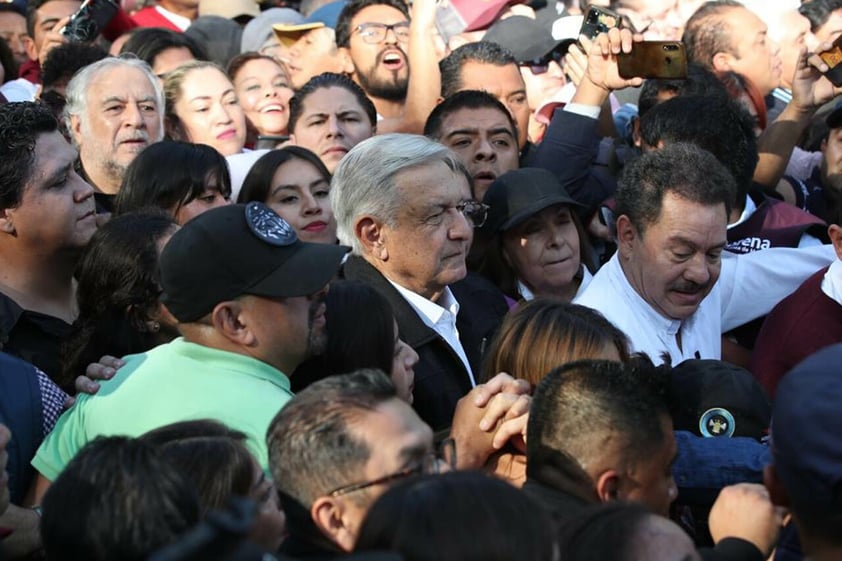 Desde CDMX, López Obrador encabeza marcha por cuatro años de gobierno