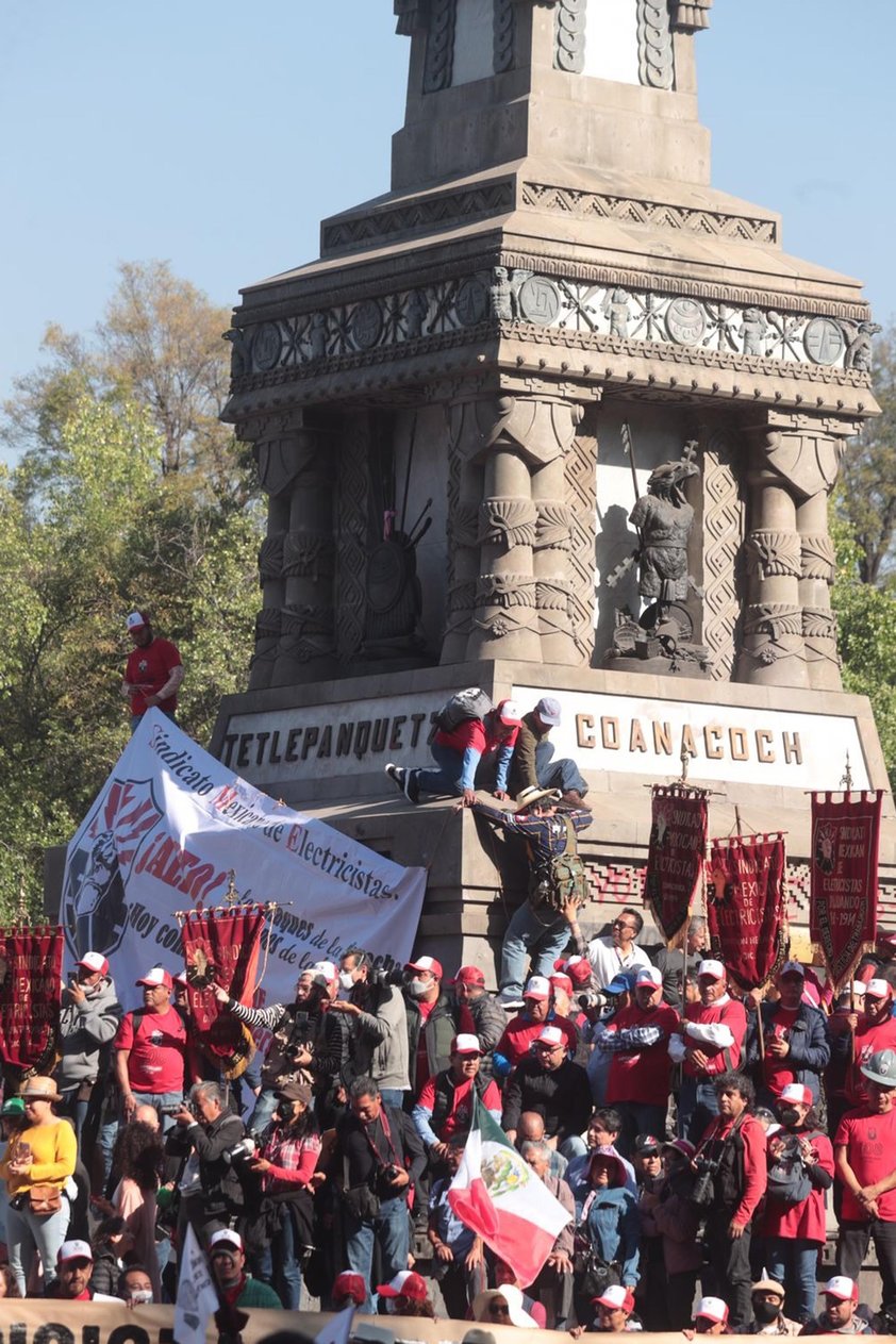 Desde CDMX, López Obrador encabeza marcha por cuatro años de gobierno