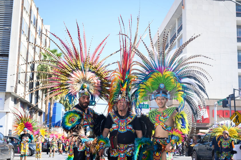 Un elemento clave de las peregrinaciones son las danzas.