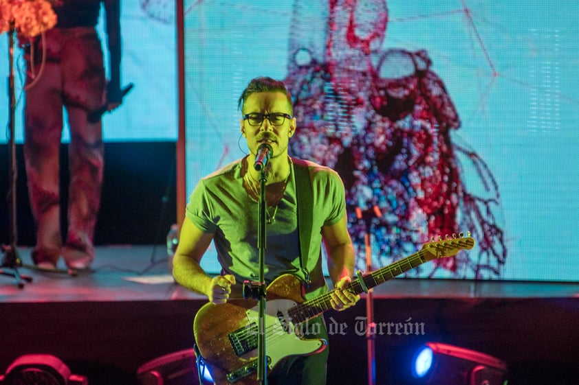 Pepe Madero enamora en el Teatro Nazas con su gira Giallo Fantastique Tour