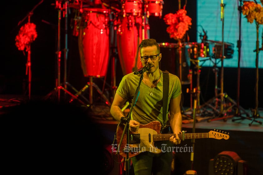 Pepe Madero enamora en el Teatro Nazas con su gira Giallo Fantastique Tour