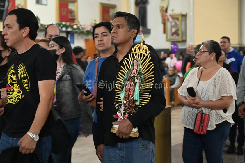 Celebran Misa de Gallo y Mañanitas a la Virgen de Guadalupe en Torreón