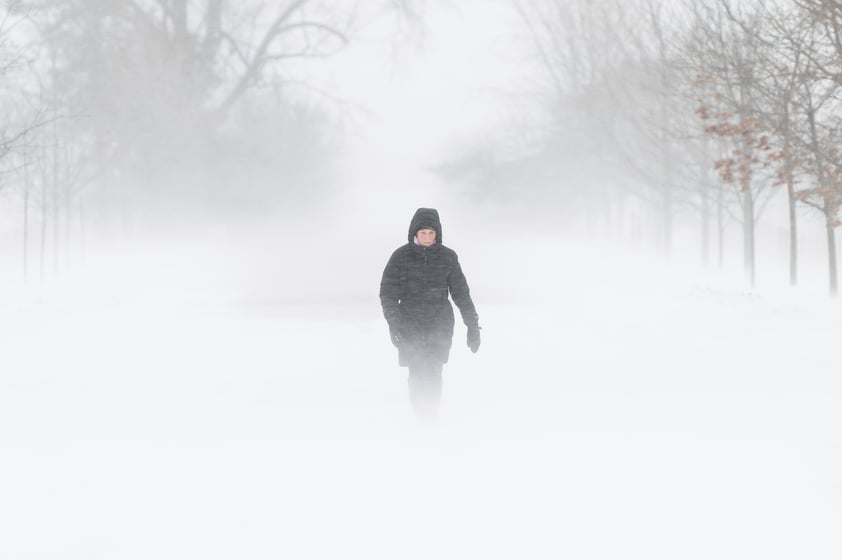 Tormenta invernal Elliot causa estragos en Estados Unidos