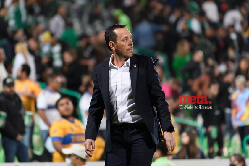 Eduardo Fentanes, Santos Laguna vs Tigres UANL