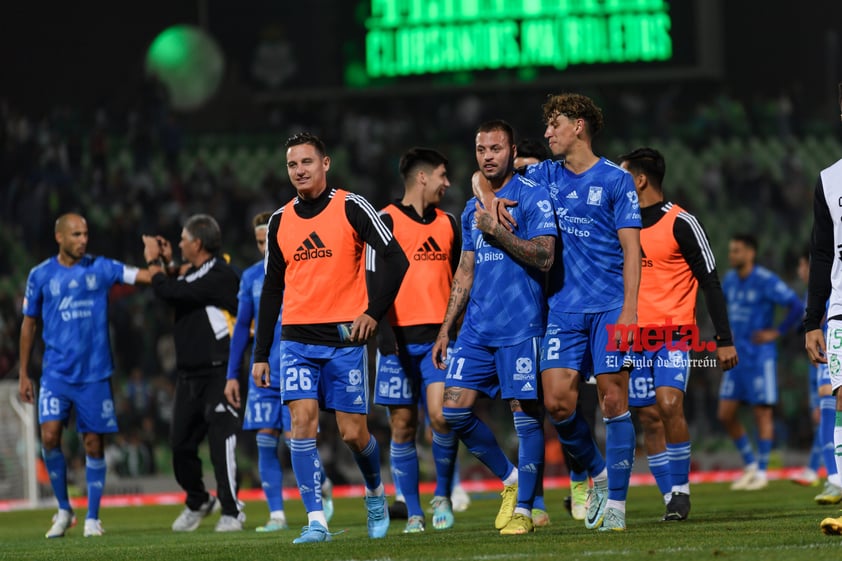 Santos Laguna vs Tigres UANL