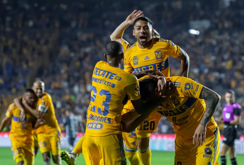 Tigres golea al campeón Pachuca