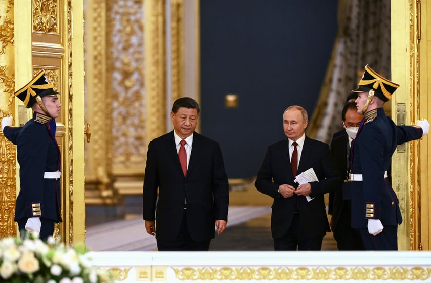 Vladimir Putin y Xi Jinping comienzan negociaciones formales en Moscú