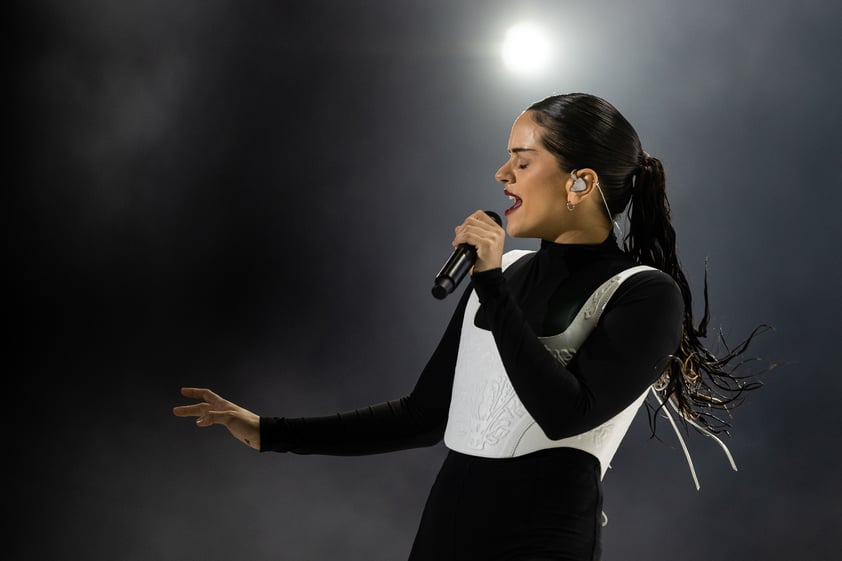 'Saoko, papi, Saoko', Rosalía revienta Lollapalooza Brasil