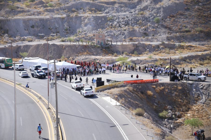 Arranca representación del Viacrucis en Torreón